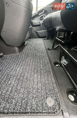 Микроавтобус Renault Master 2019 в 