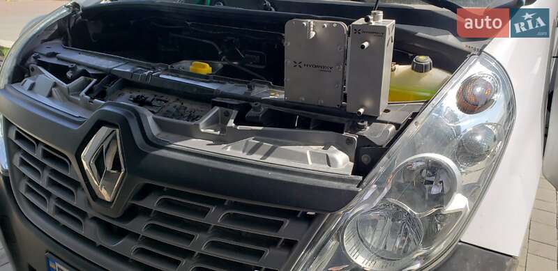 Вантажний фургон Renault Master 2018 в Львові