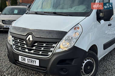 Грузовой фургон Renault Master 2016 в Стрые