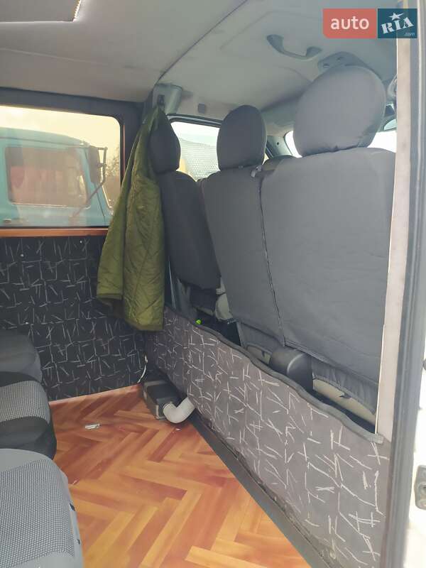 Микроавтобус Renault Master 2005 в Владимире