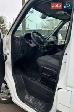 Тентованый Renault Master 2017 в 