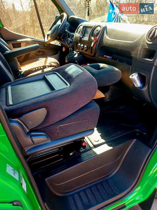 Автовоз Renault Master 2018 в Виннице