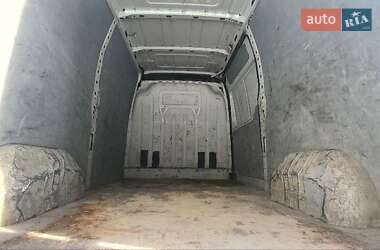 Грузовой фургон Renault Master 2014 в 