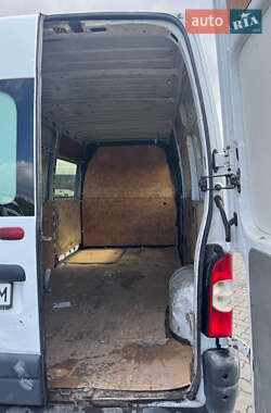 Грузопассажирский фургон Renault Master 2005 в 