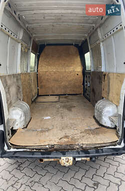 Грузопассажирский фургон Renault Master 2005 в 