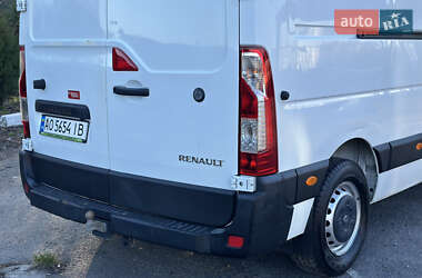 Грузовой фургон Renault Master 2016 в 