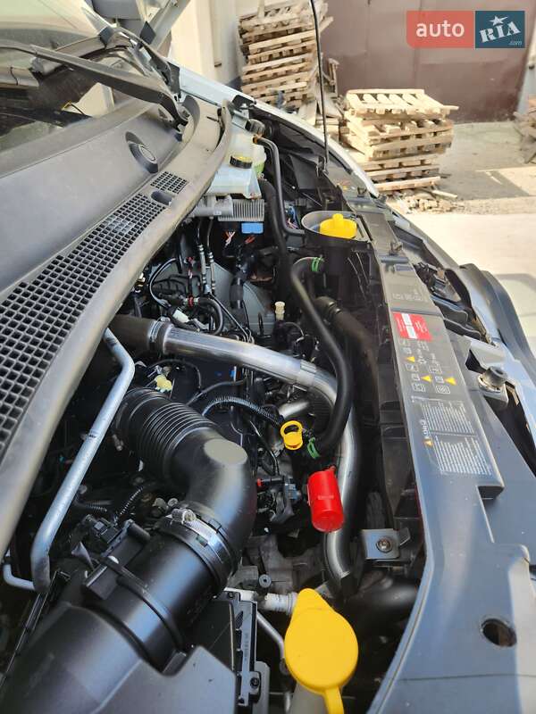 Вантажний фургон Renault Master 2019 в Дубні