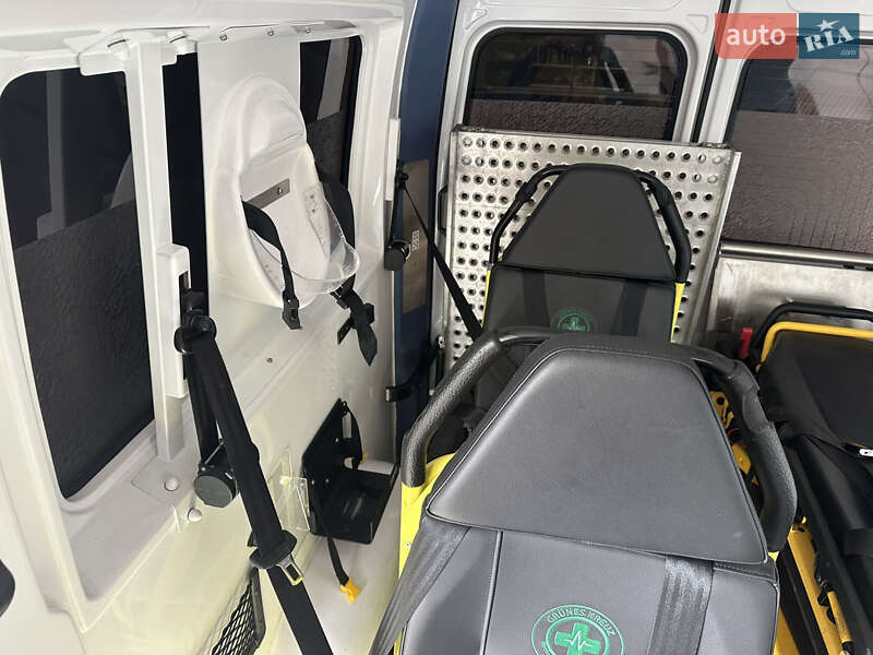 Автомобіль швидкої допомоги Renault Master 2020 в Києві фото 23 Автомобіль швидкої допомоги Renault Master 2020 в Києві