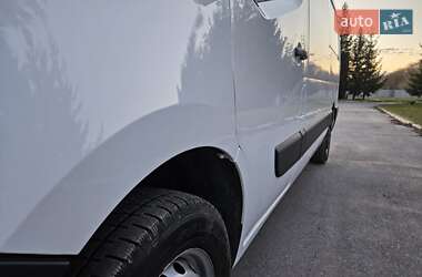 Грузовой фургон Renault Master 2018 в 