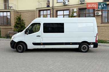 Грузопассажирский фургон Renault Master 2016 в 