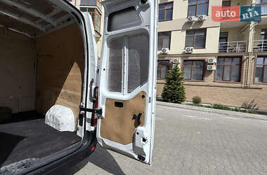 Грузопассажирский фургон Renault Master 2016 в 
