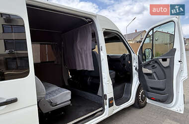 Грузопассажирский фургон Renault Master 2016 в 