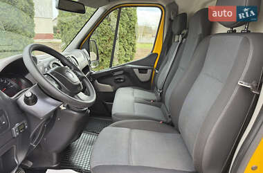 Грузовой фургон Renault Master 2017 в 