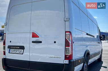 Грузовой фургон Renault Master 2019 в 