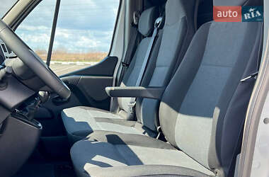 Грузовой фургон Renault Master 2019 в 