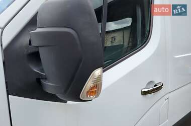 Грузовой фургон Renault Master 2015 в 
