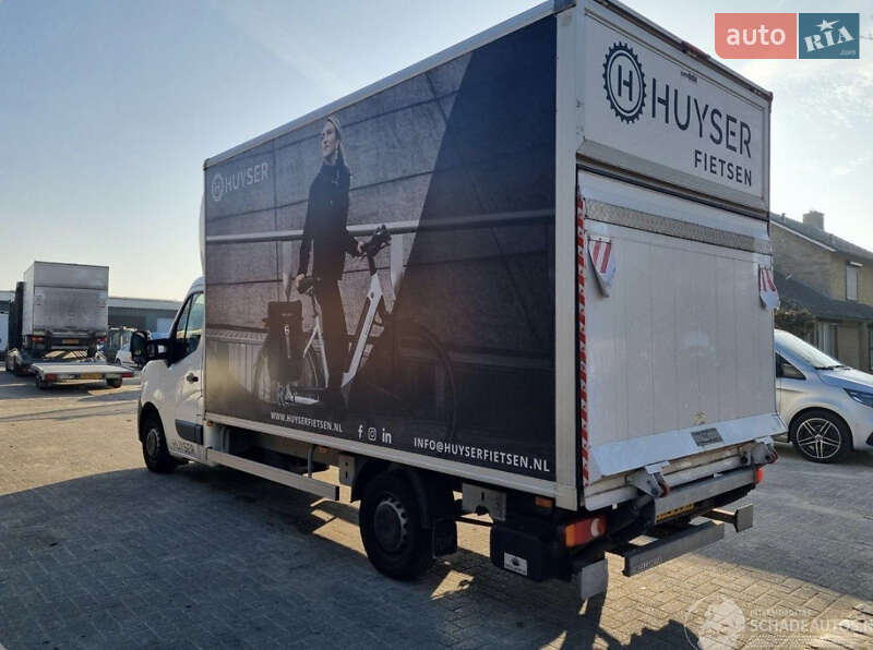 Вантажний фургон Renault Master 2021 в Львові