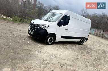 Грузовой фургон Renault Master 2020 в 