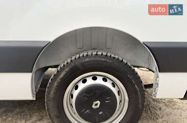 Грузовой фургон Renault Master 2020 в 