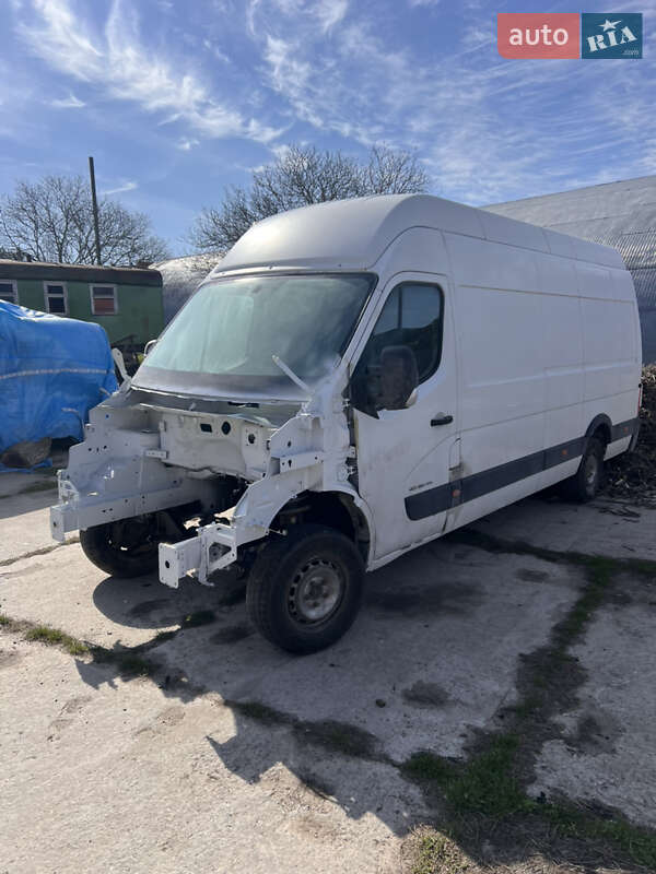 Грузовой фургон Renault Master 2018 в 