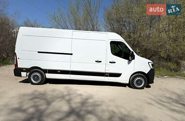 Грузовой фургон Renault Master 2020 в 