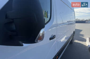 Грузовой фургон Renault Master 2020 в 