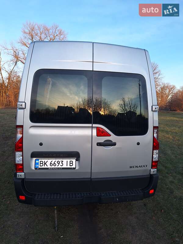 Минивэн Renault Master 2020 в Бобровице