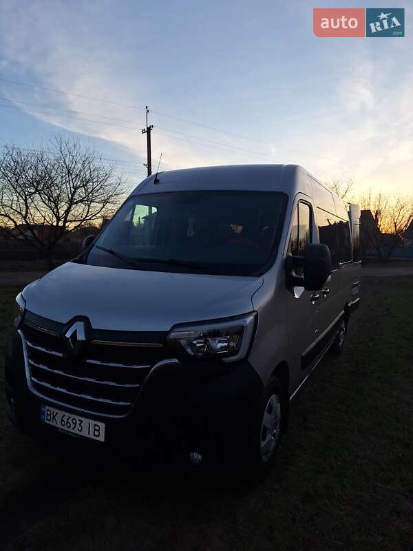 Минивэн Renault Master 2020 в Бобровице