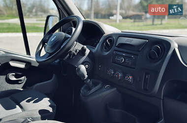 Грузовой фургон Renault Master 2016 в 