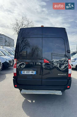Грузовой фургон Renault Master 2021 в 