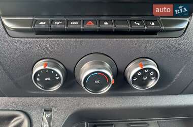 Грузовой фургон Renault Master 2021 в 