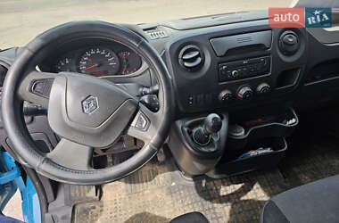 Грузовой фургон Renault Master 2013 в 