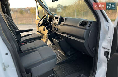 Вантажний фургон Renault Master 2021 в 