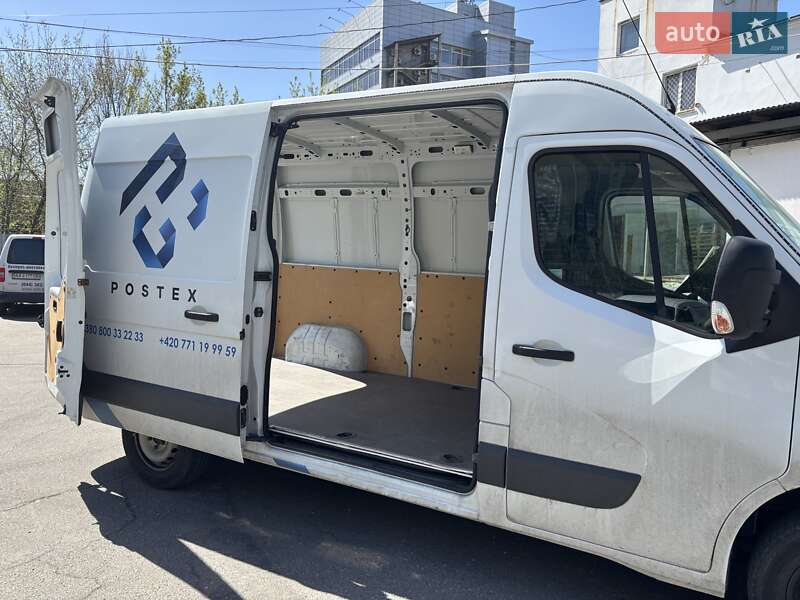 Вантажний фургон Renault Master 2017 в Києві