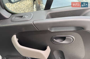 Вантажний фургон Renault Master 2016 в 