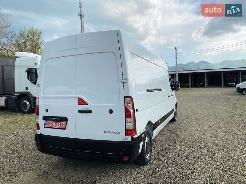 Вантажний фургон Renault Master 2018 в Хусті