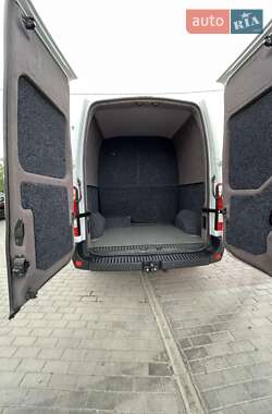 Микроавтобус Renault Master 2015 в  фото 22 Микроавтобус Renault Master 2015 в