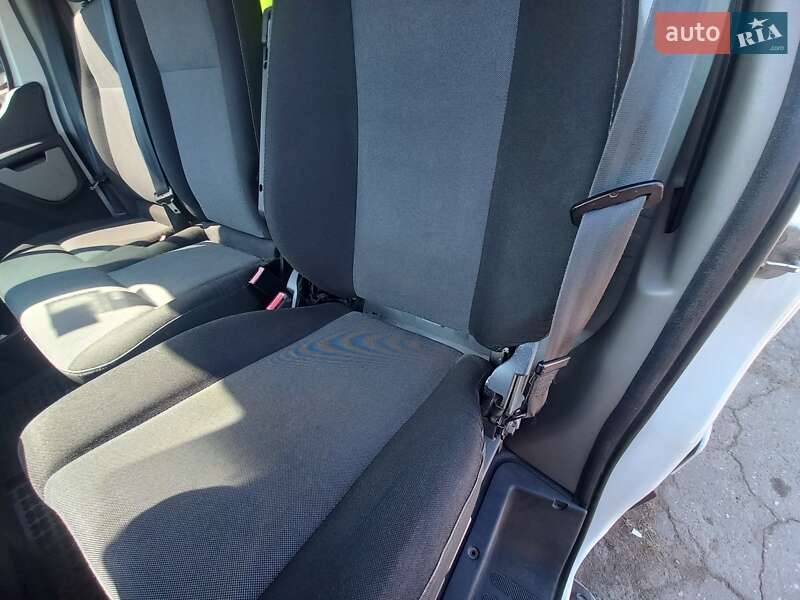Грузовой фургон Renault Master 2010 в Киеве