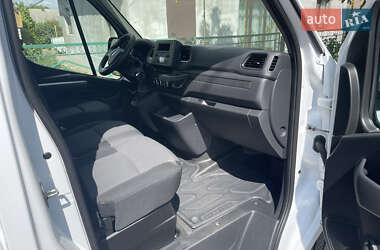 Грузовой фургон Renault Master 2019 в 