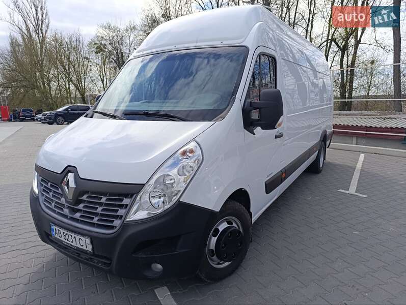 Грузовой фургон Renault Master 2015 в 