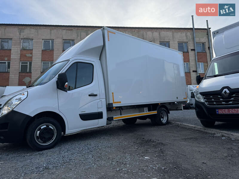Вантажний фургон Renault Master 2019 в Рівному
