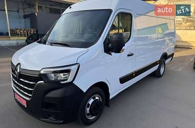 Грузовой фургон Renault Master 2020 в 