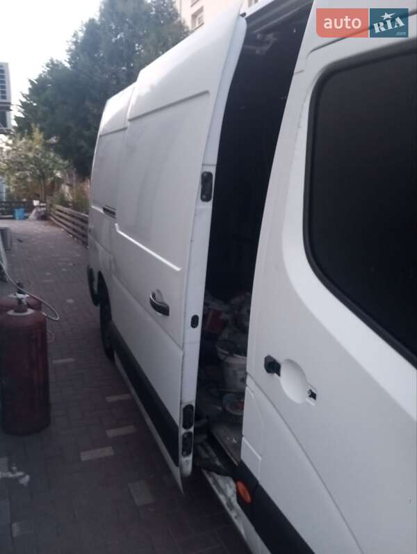 Микроавтобус Renault Master 2017 в 