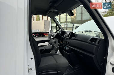 Другие грузовики Renault Master 2022 в 