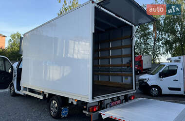 Грузовой фургон Renault Master 2022 в 