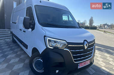 Грузовой фургон Renault Master 2021 в 