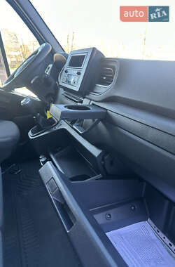 Грузовой фургон Renault Master 2021 в 