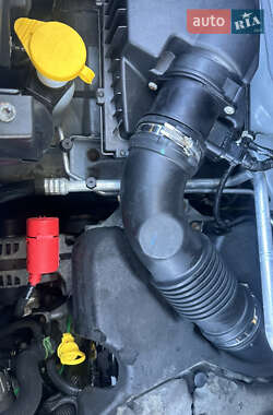 Грузовой фургон Renault Master 2021 в 