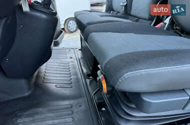 Другие грузовики Renault Master 2017 в 