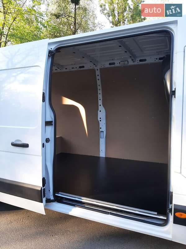 Грузовой фургон Renault Master 2018 в Полтаве